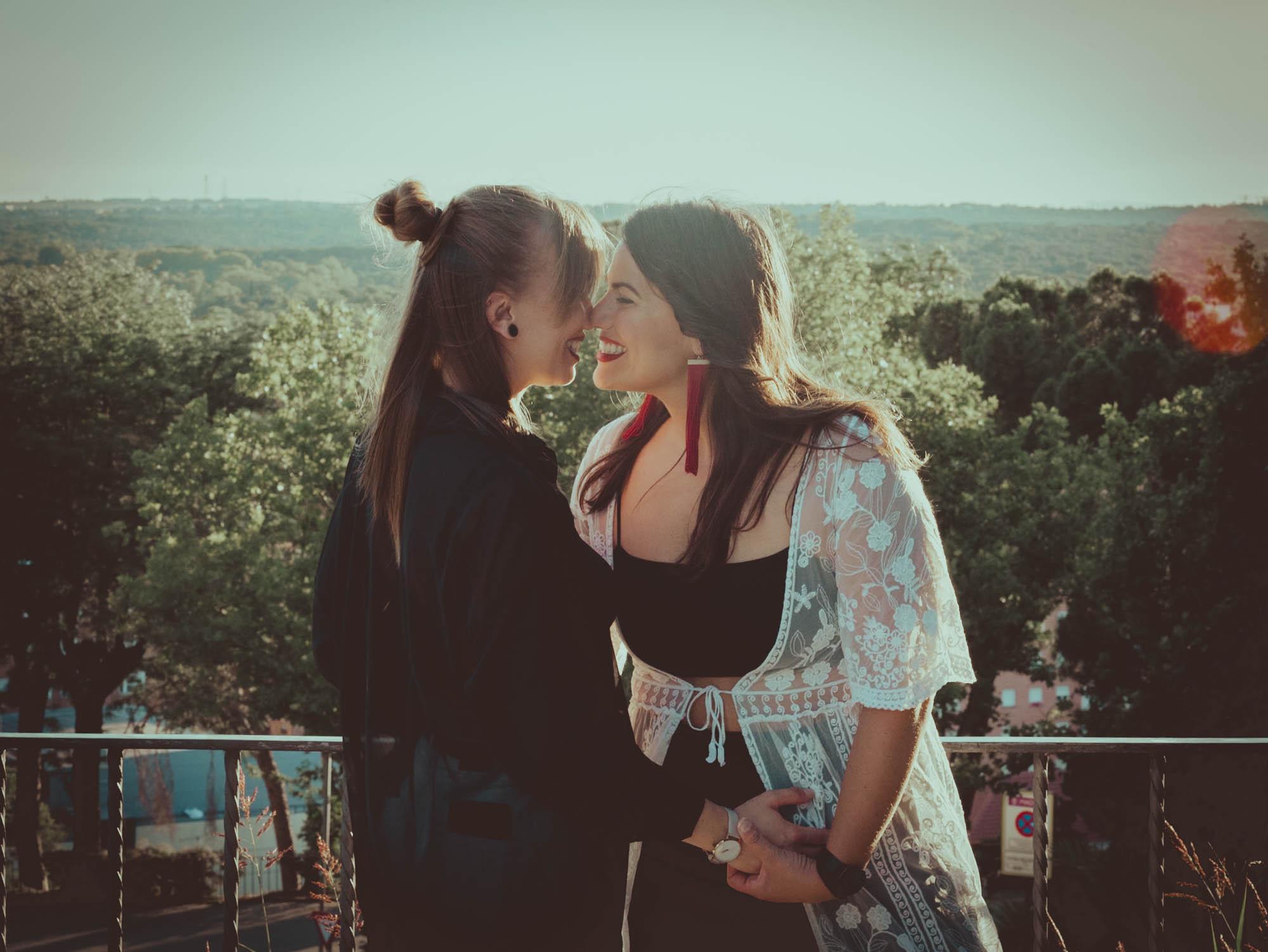 Celebrando el Amor Sin Límites: La Belleza de las Historias Únicas en el Mundo LGBT+