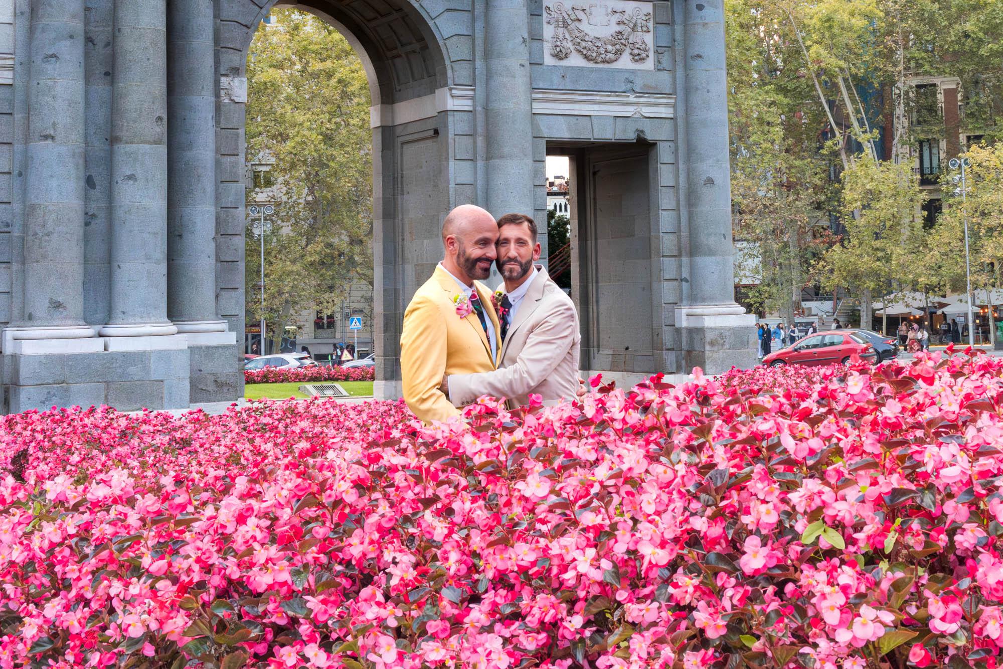 Celebrate Love in Every Detail: Your Madrid LGBTQ+ Micro-Wedding Photographer